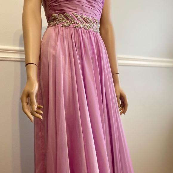 La Femme lavender beaded prom gown size 00 - Picture 4 of 8